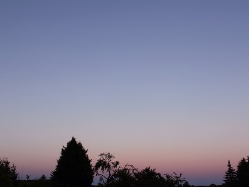 Erdschatten und Venusg&uuml;rtel im Osten