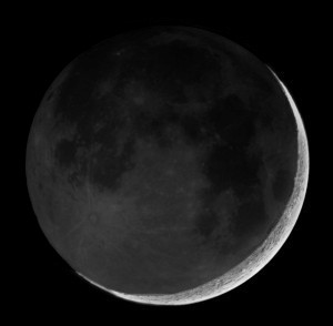 Aschfahles Mondlicht